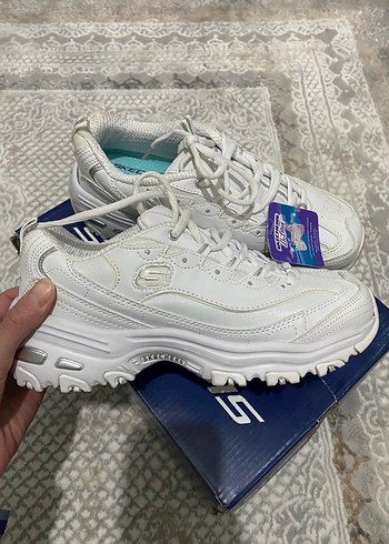 Skechers spor ayakkabı