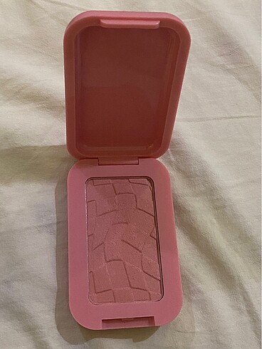 NYX nyx buttermelt allik