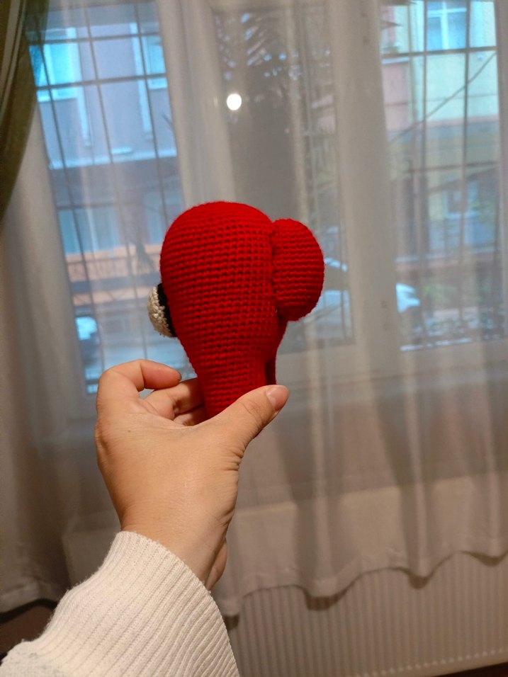 amongas Kırmızı Örgü  Oyuncak - Görsel 2