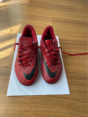 Nike Hypervenom erkek çocuk krampon