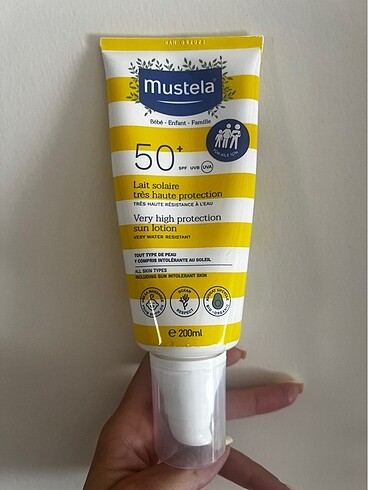 Mustela güneş kremi
