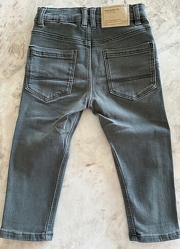 Zara Erkek çocuk kot pantolon