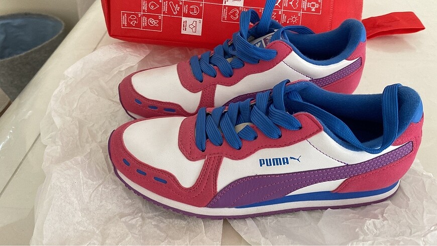 38,5 Beden Puma kadın spor ayakkabı 38,5