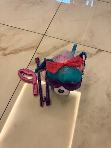 Diğer Furreal Mavi Köpek