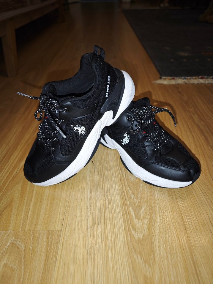 Siyah Bağcıklı Kadın Spor Ayakkabı - Görsel 2