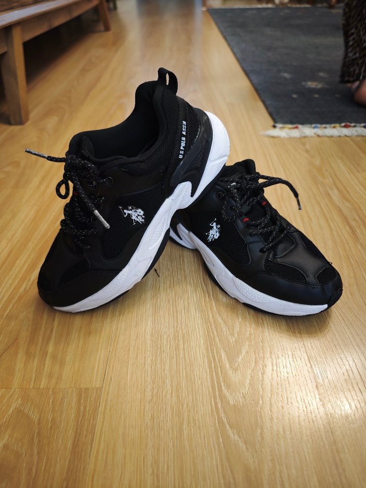 Siyah Bağcıklı Kadın Spor Ayakkabı - Görsel 3