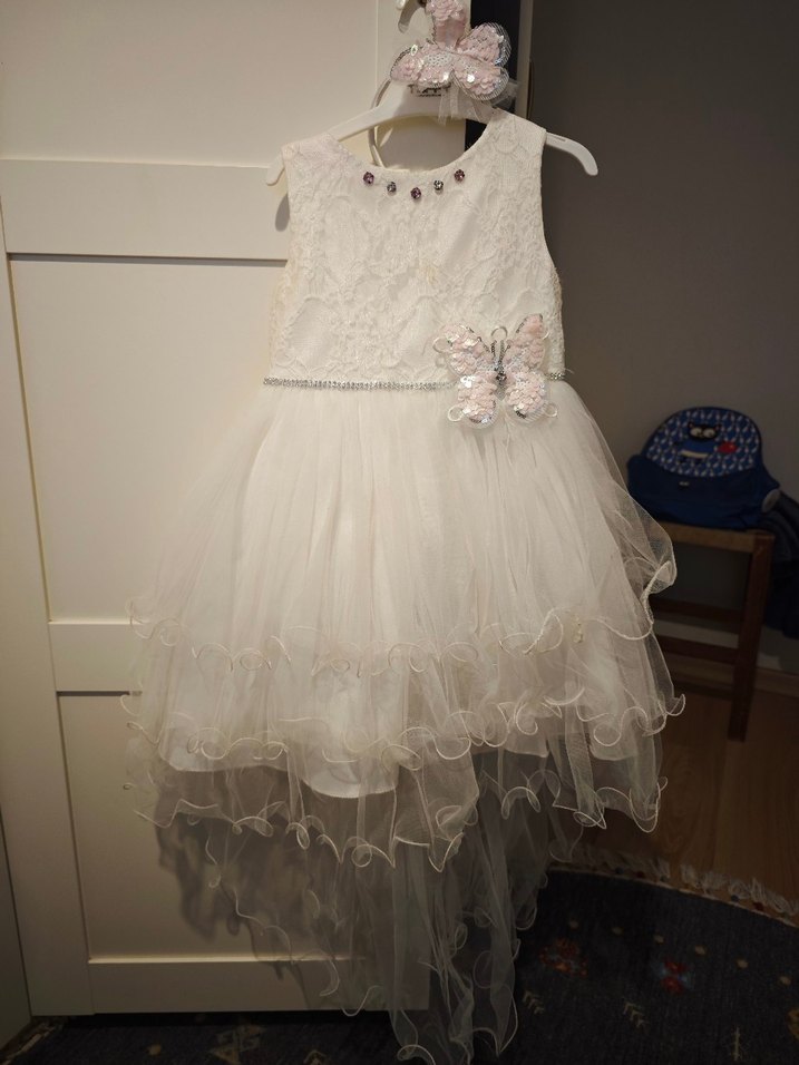 Kız Çocuk Beyaz Dantel Nakışlı Elbise - Görsel 5