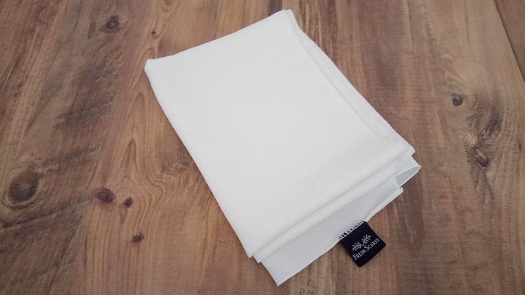 SATILDIIIII Freshscarf beyaz kırınkıl medine ipeği şal