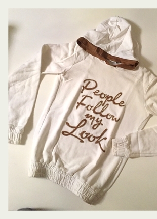 beyaz baskılı sweatshirt