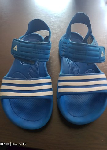 Adidas Erkek Çocuk Mavi Kaydırmaz Terlik