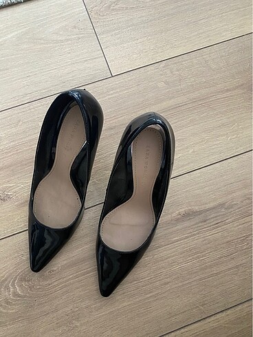 37 Beden Temiz stiletto
