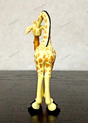 Beden Renk Melman Figür Oyuncak {Madagaskar}