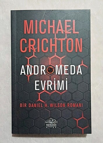 Andromeda Evrimi {Michael Crichton}