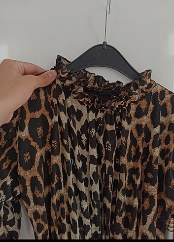 Diğer Çok şık leopar şifon elbise