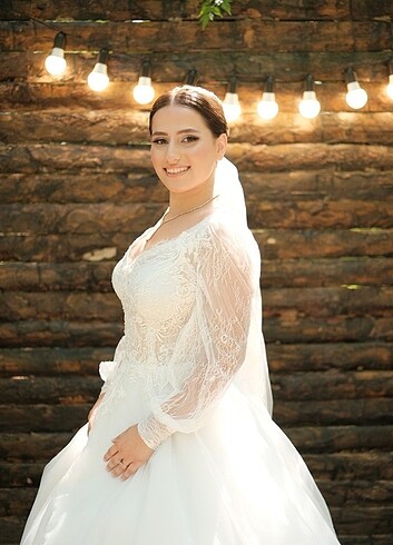 m Beden beyaz Renk Gelinlik - dantel işlemi helen gelinlik