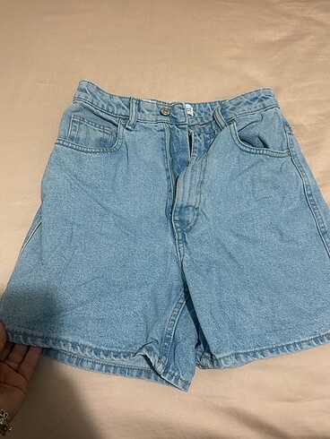 Zara mom kot şort