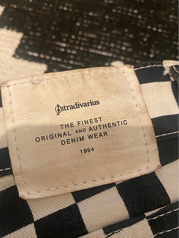 26 Beden Stadivarius dama desen pantolon