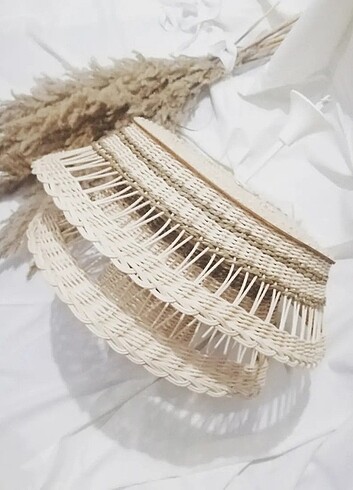 Rattan Avize