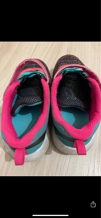 26 Beden pembe Renk Skechers çocuk ayakkabısı