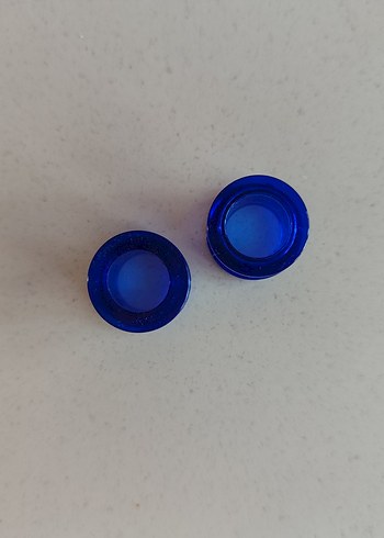 mavi tünel küpe piercing