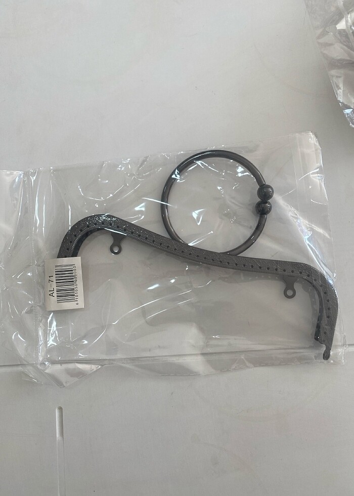 Metal yuvarlak saplı çanta bursu - Görsel 4