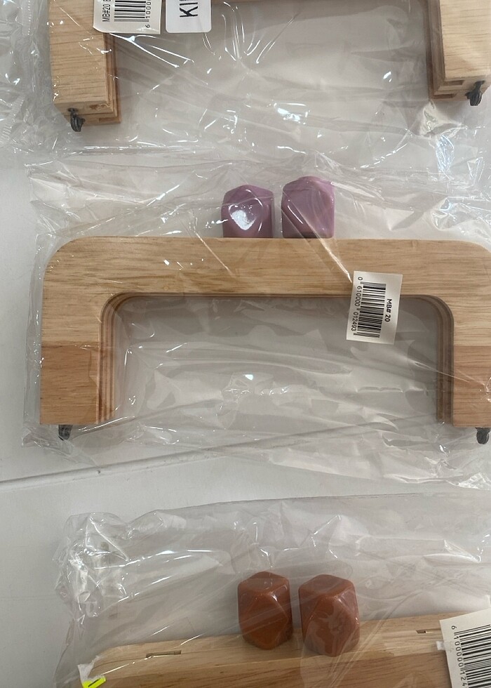 Renkli boncuklu ahşap burs - Görsel 2