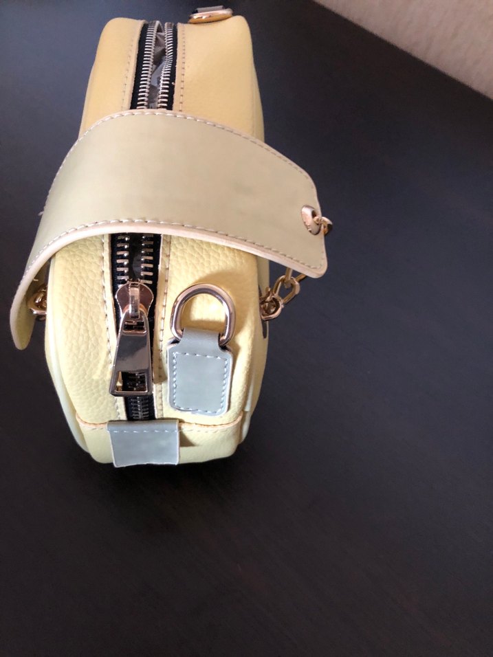 Bej Zincir Detaylı Deri Kadın Çanta - Görsel 2