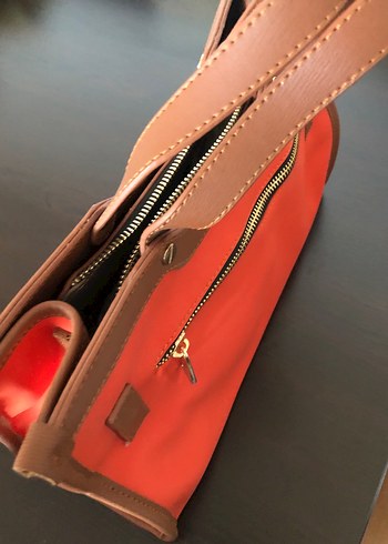 Kahverengi Detaylı Kırmızı Deri Kadın Çanta - Görsel 5