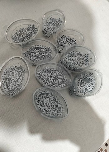 Gri Harfli Tırnak Süslemeleri - Görsel 2