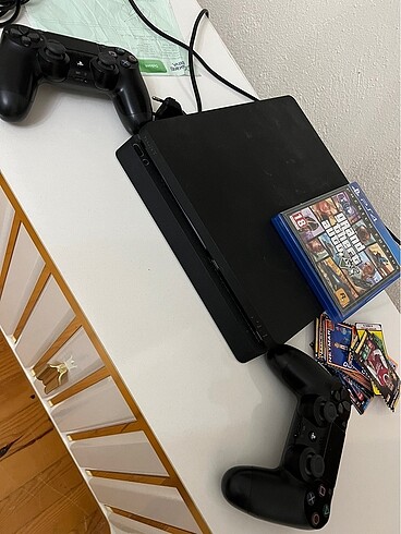 Pes 4 500 gb 16 adet oyun mevcut