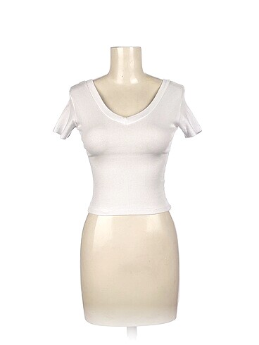 PreLoved T-shirt %70 İndirimli.
