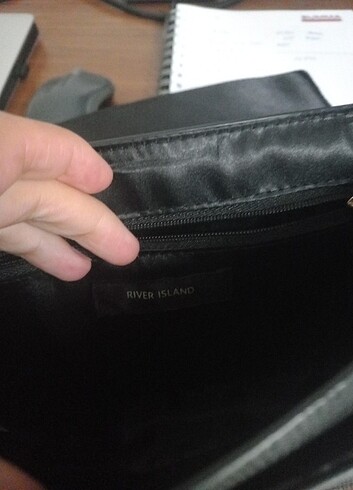 River Island River island