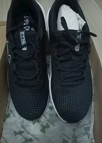 Under Armor 44 numara orijinal mağza mali sıfır ayakkabı - Görsel 5
