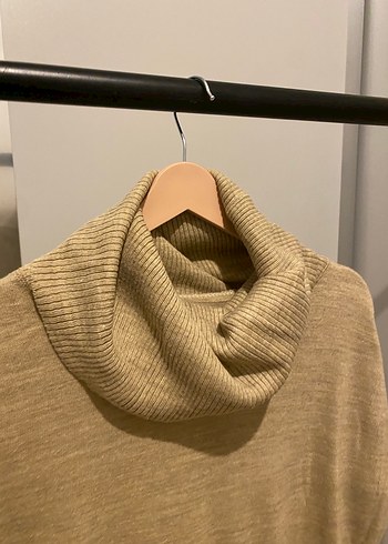 Bej Kadın Triko Boğazlı Kazak - Görsel 3