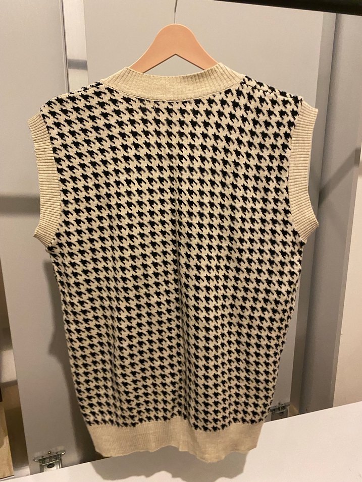 V Yaka Desenli Örgü Kadın Süveter - Görsel 4