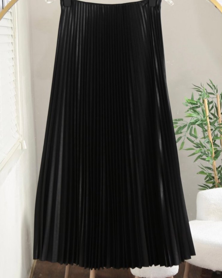 Siyah Uzun Piliseli Etek - Görsel 2