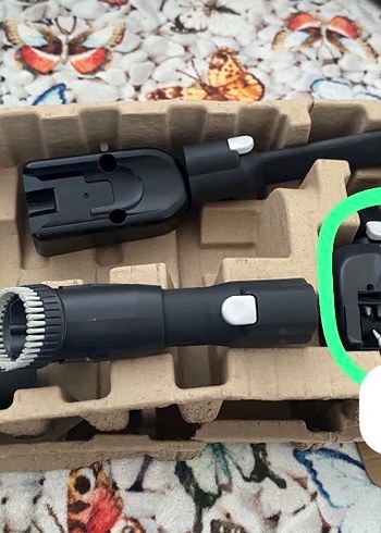 Philips Mavi Kablosuz Dikey Süpürge büyük başklik silipsüpüruyor - Görsel 8