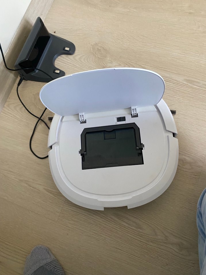 King Beyaz Robot Süpürge - Görsel 3