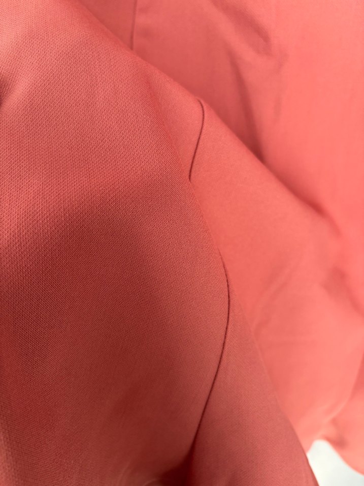 Şıklık ve Rahatlık: Koral Pembe Elbise — görsel 3/4