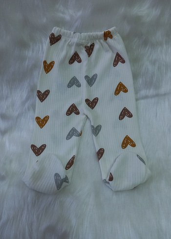 Beyaz Örgü Kalp Desenli Bebek Kız Takımı - Görsel 5