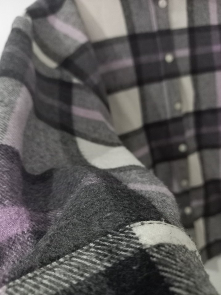 Gri Ekose Desenli Düğmeli Uzun Kollu Gömlek - Görsel 3