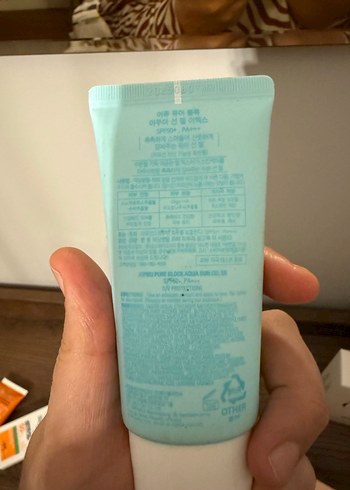 Apieu Aqua Pure Block Güneş Jeli SPF50+ - Görsel 3