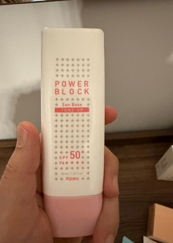 A'Pieu Power Block Tonlandırıcı Güneş Kremi SPF 50 - Görsel 2
