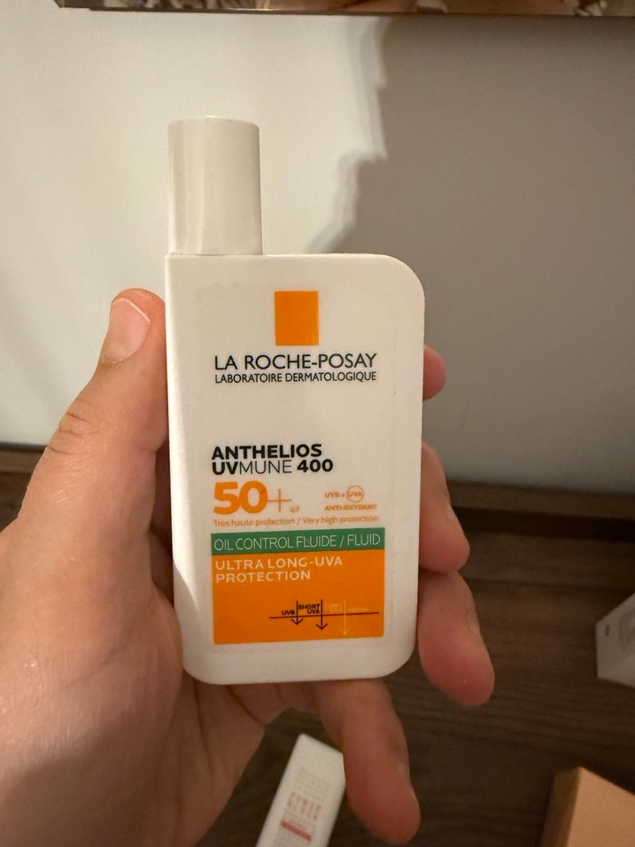 La Roche-Posay Anthelios 50+ Güneş Koruyucu Sıvı - Görsel 2
