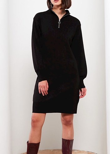 Siyah Fermuarlı Yarım Boğazlı Triko Elbise - Görsel 2