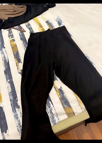 Siyah Kadın Midi Kumaş Pantolon - Görsel 4