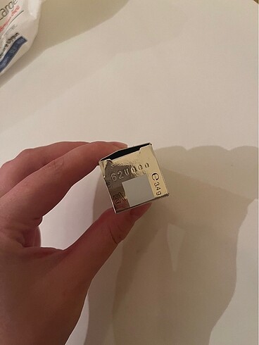 Beden kırmızı Renk Lancome L'Absolu Rouge Drama Mat Ruj