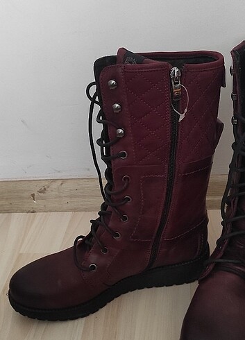 39 Beden bordo Renk Greyder marka... Hiç kullanılmamış kutusunda 39 numara bayan hak