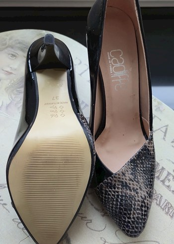 Yılan Desenli Bej Kadın Stiletto - Görsel 4