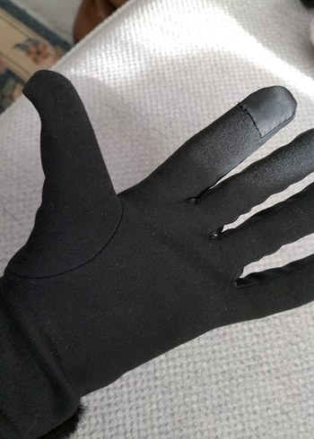 Siyah Kürklü Kadın Eldiveni - Görsel 2